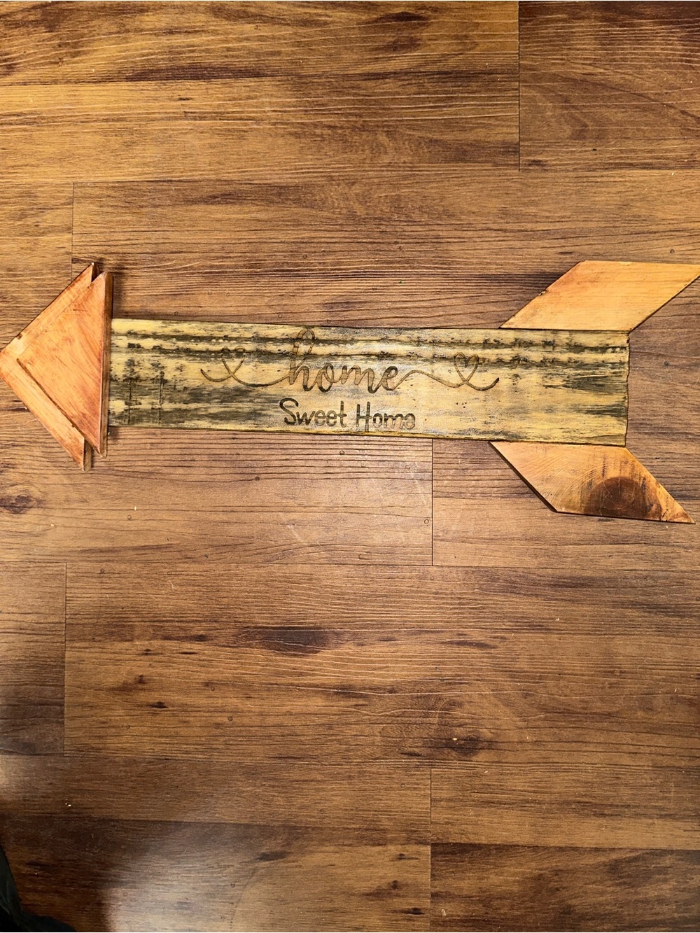Handmade Wooden "Home Sweet Home" Arrow Sign – Rustic Wall Decor